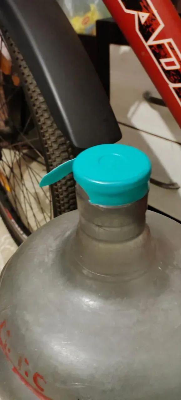 The cap that wouldn’t let go